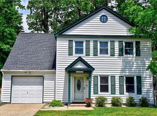 1221 Powder House Dr, Newport News, VA 23608