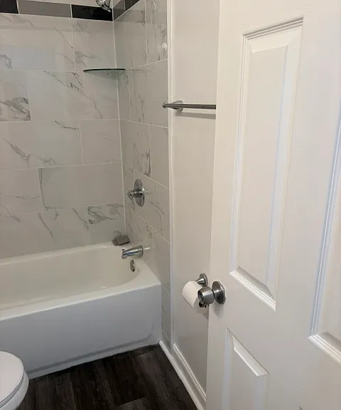 19 Galveston Pl SW #202 — Photo 5