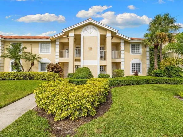 7725 Jewel LN #104, NAPLES, FL 34109