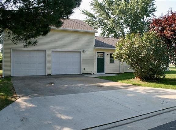 4th image of 5006 Columbus Ave