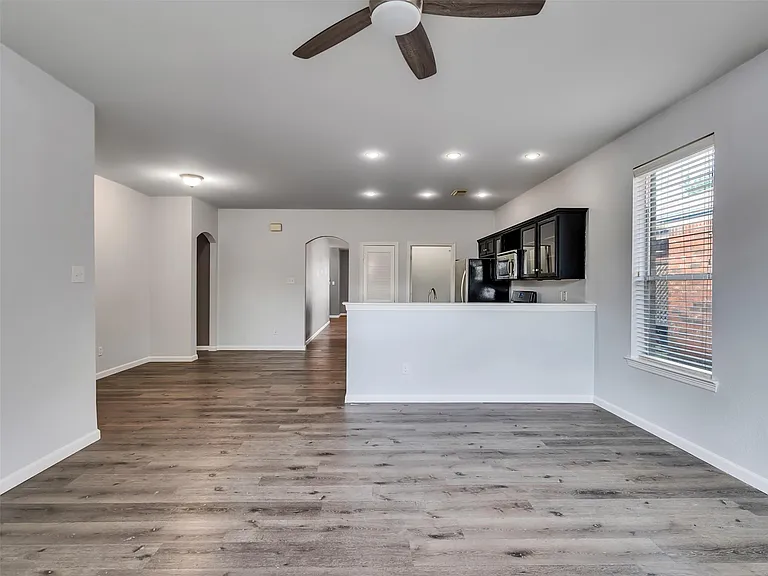 1906 Cameo Ct — Photo 19
