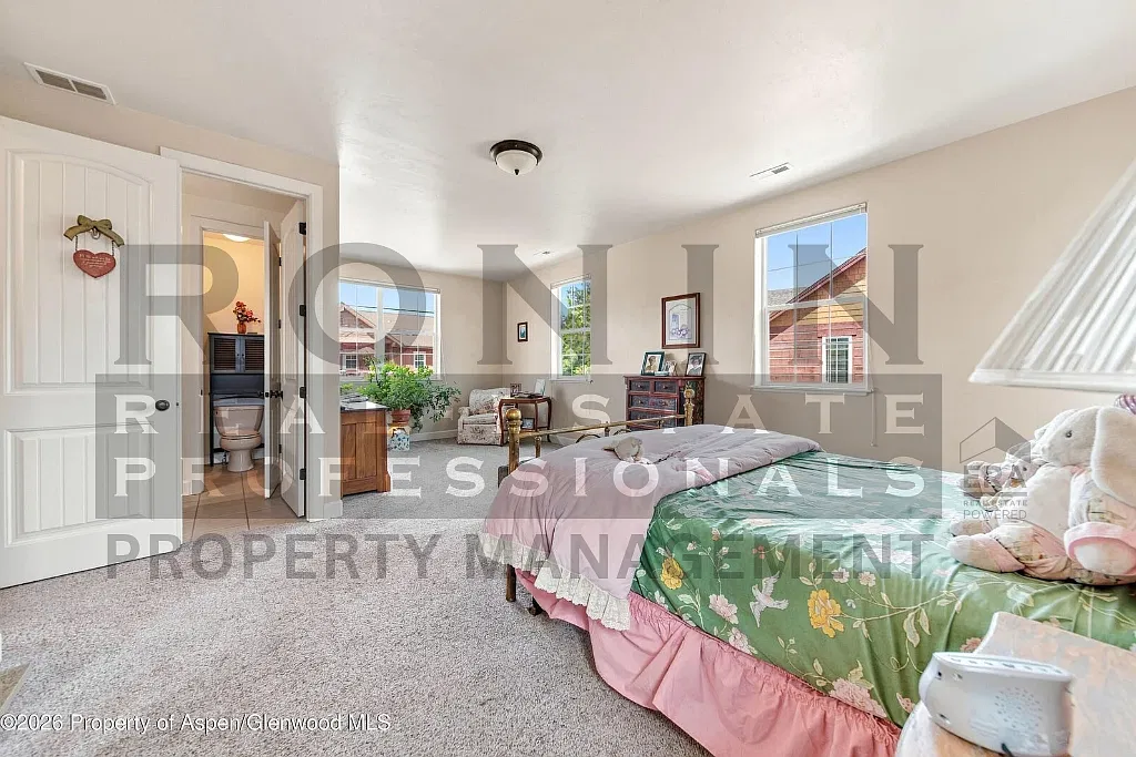 200 Whitehorse Drive - 1 — Photo 4