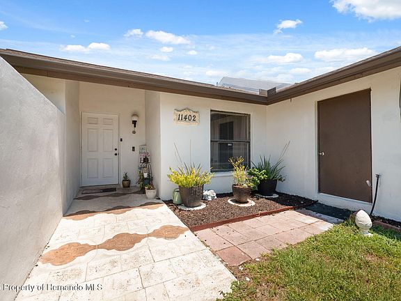 4th image of 11402 Shallowbrook Pl