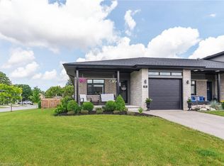 82 Rowe Ave, South Huron, ON N0M1S1