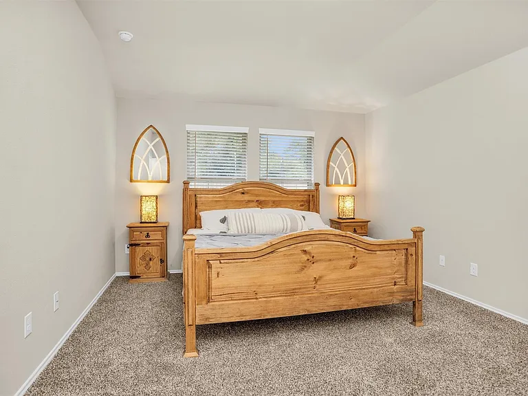 312 Pecos Dr — Photo 21