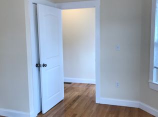 14 Phillips St #14, Lowell, MA 01854