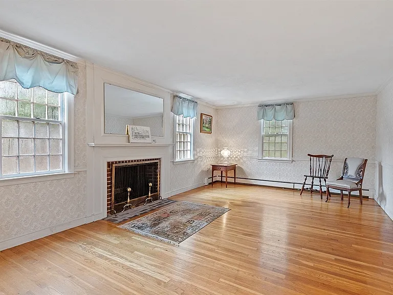 6 John Matthews Rd — Photo 2