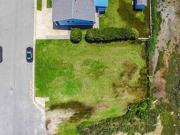 4th image of 440 W 19th Ave