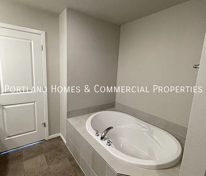 16173 NW Reliance Ln — Photo 17