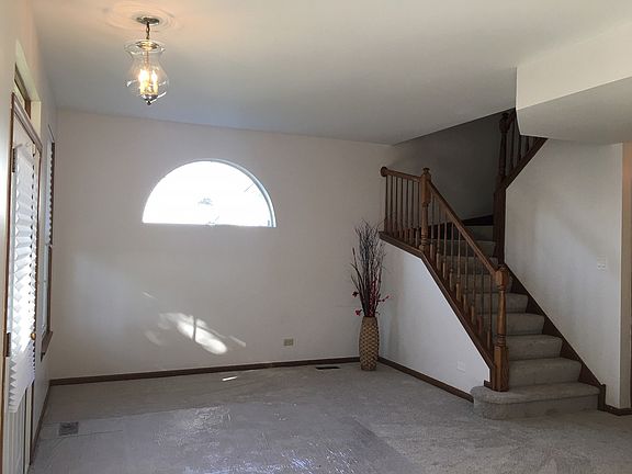 3rd image of 425 Attenborough Way