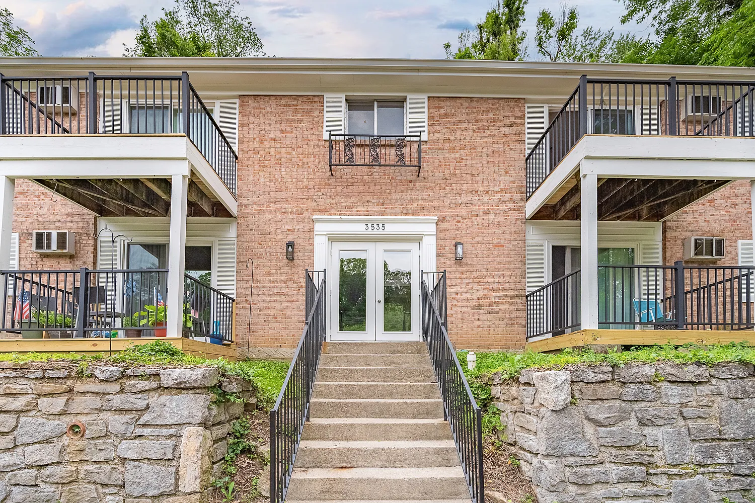 1 bed, $1,125 — Photo 1