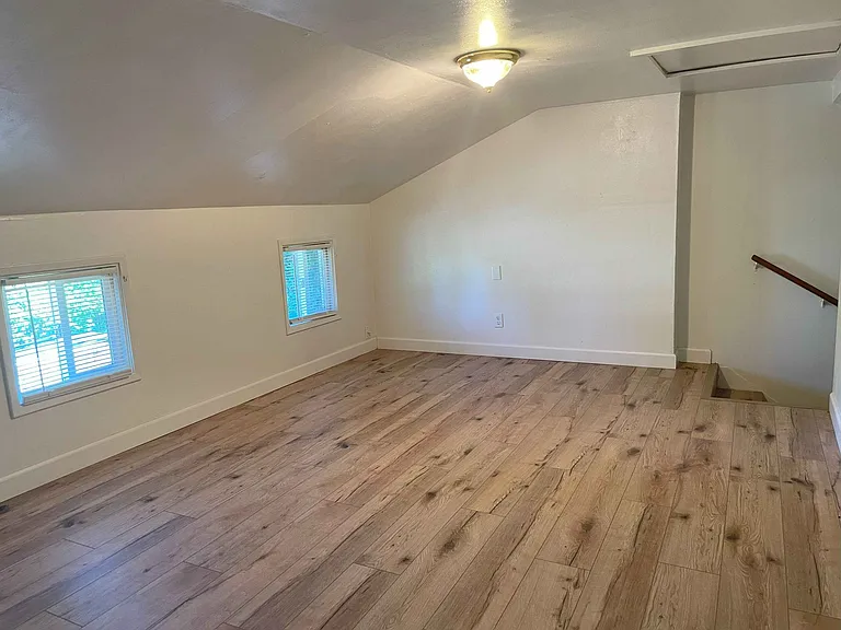 125 Berryman St — Photo 10