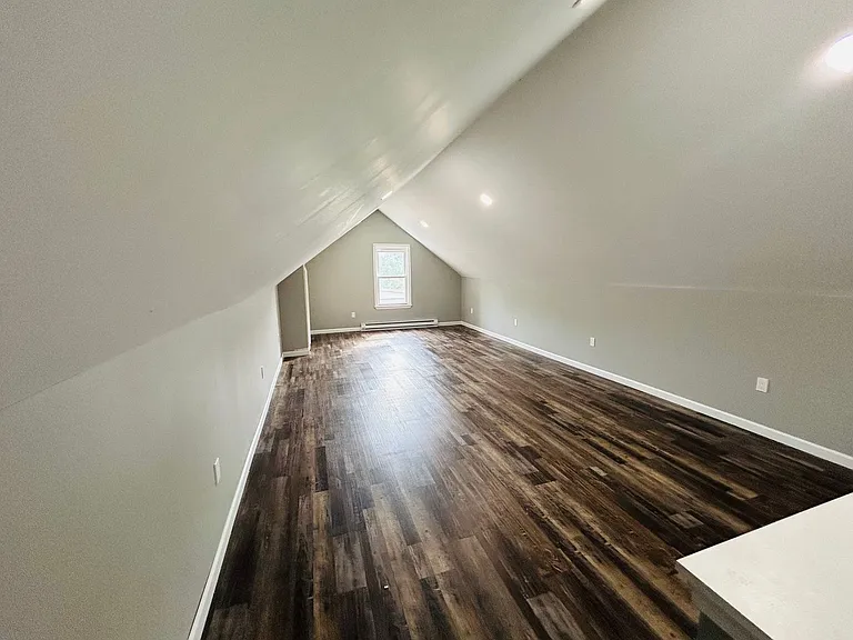 355 E Brown St — Photo 13
