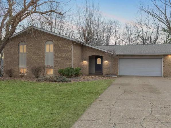 7716 Huckleberry Ln, Evansville, IN 47712