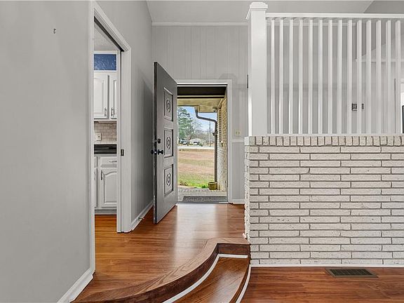 3rd image of 148 Welcome Sargent Rd