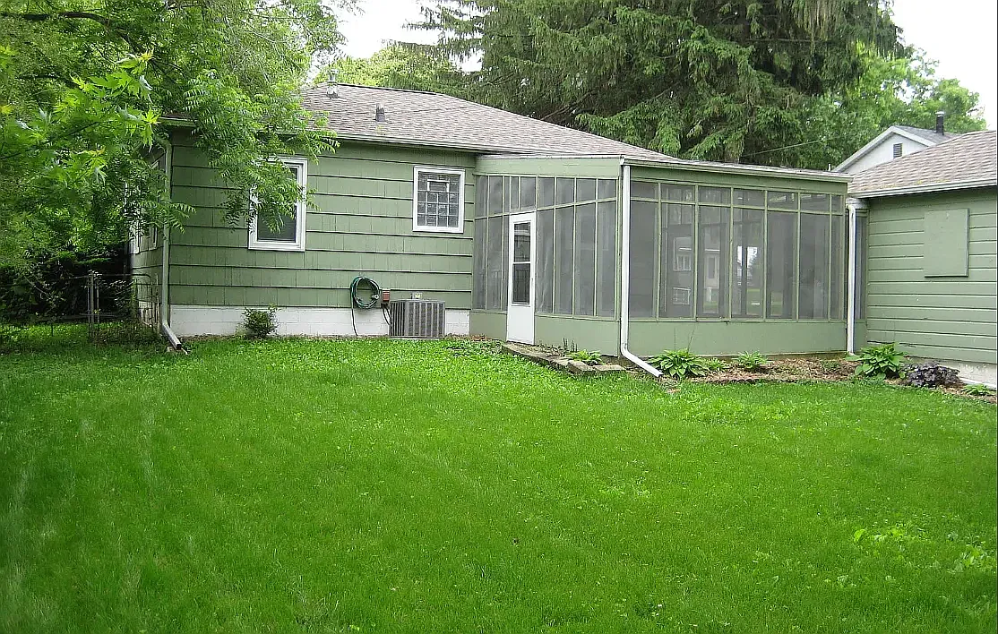 2 bed, 850 sqft, $1,500 — Photo 3