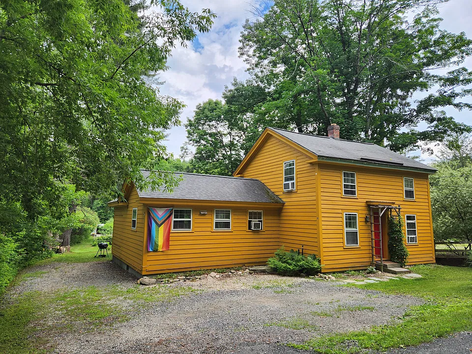 114 Clayton Mill River Rd
