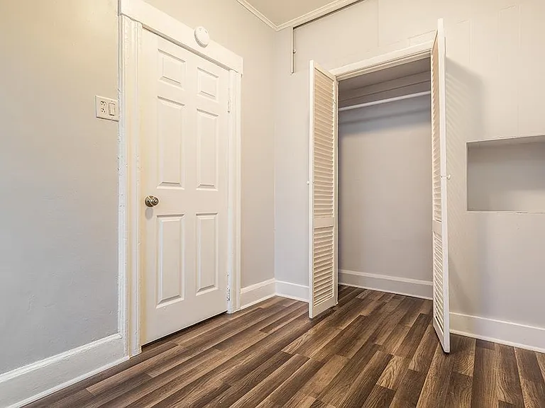 342 Avenue E #1 — Photo 9