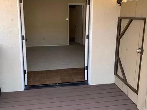 5th image of 7426 Fay Ave #1/2