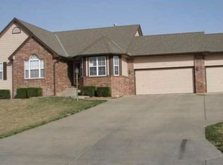 3102 Country Ln, Augusta, KS 67010