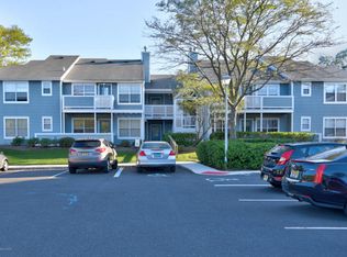 368 Sequoia Ct, Howell, NJ 07731