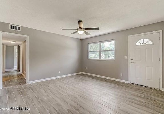 4th image of 2335 Burpee Dr
