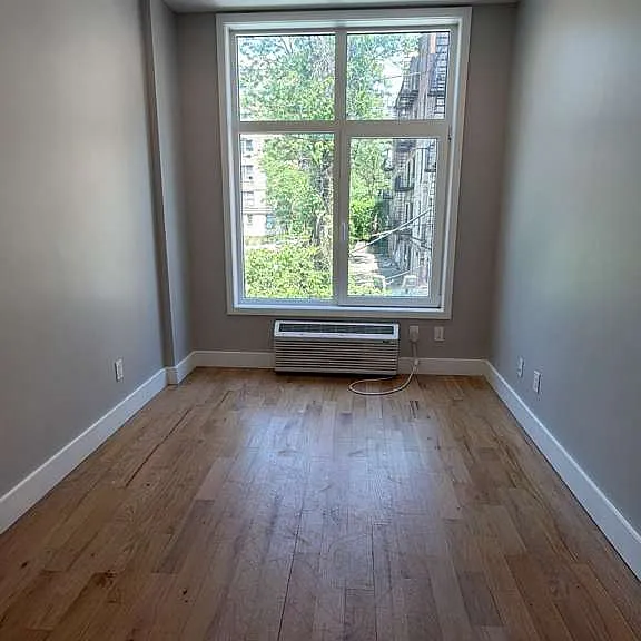 1825 Topping Ave #3 — Photo 3