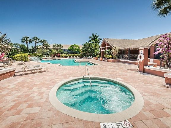 5th image of 10263 Gandy Blvd N #815