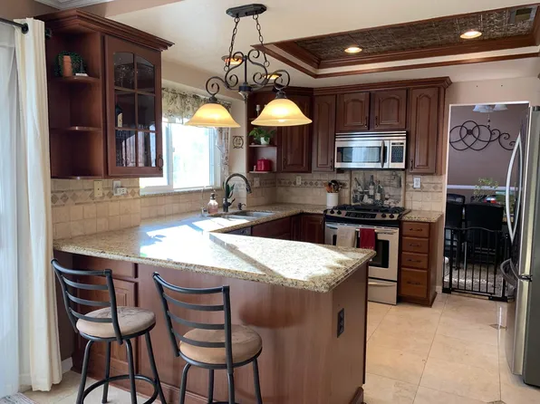 (undisclosed Address), Corona, CA 92882