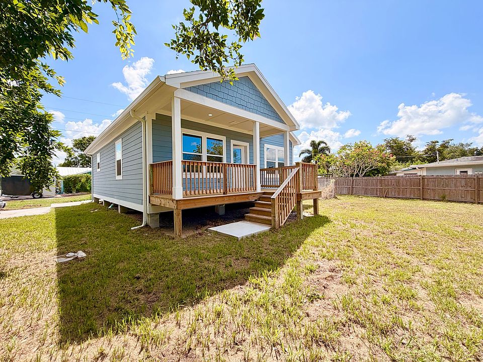 1st image of 4861 Catalina Dr