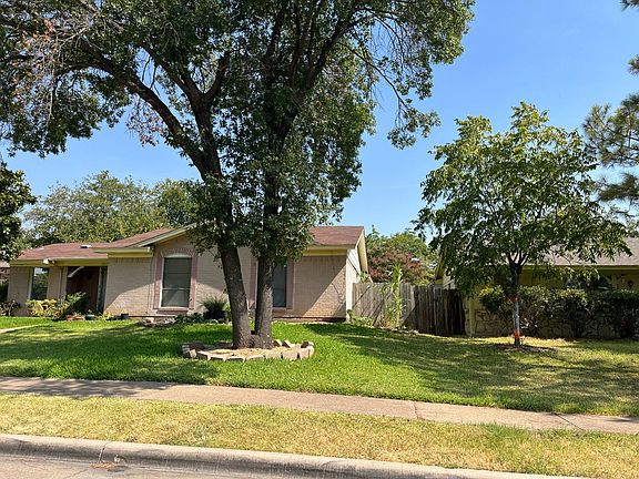 4th image of 3809 Great Falls Ct