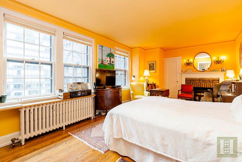 1st image of 10 Mitchell Pl APT 13E