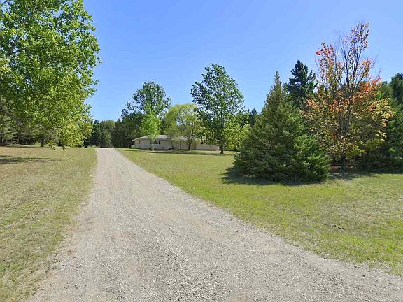 2nd image of 2075 S Lake Leelanau Dr