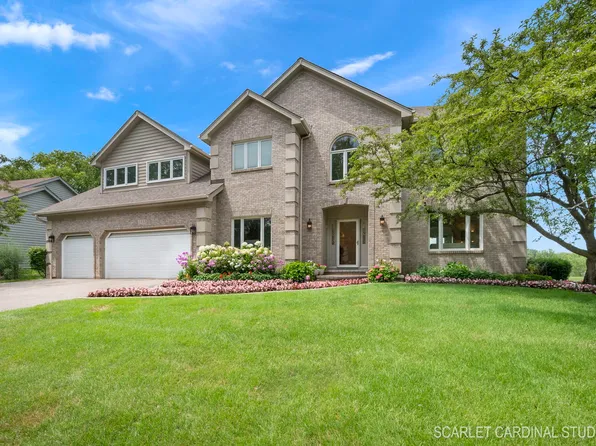 1333 Oakton Ln, Naperville, IL 60540