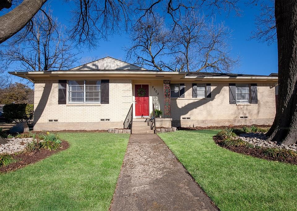 1st image of 2502 Patricia Ln