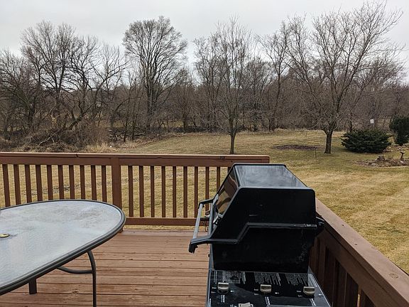 5th image of 15606 Josephine St