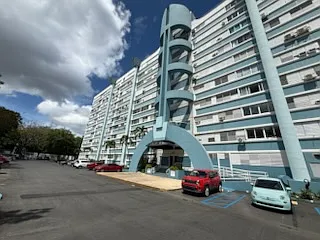 3 bed, 1.0 bath, $2,000 — Photo 1