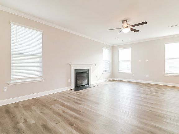 5th image of 454 Outwater Ridge Dr