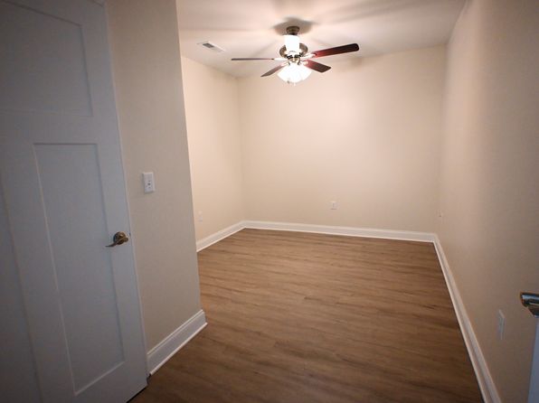 1150 Louisa St #104