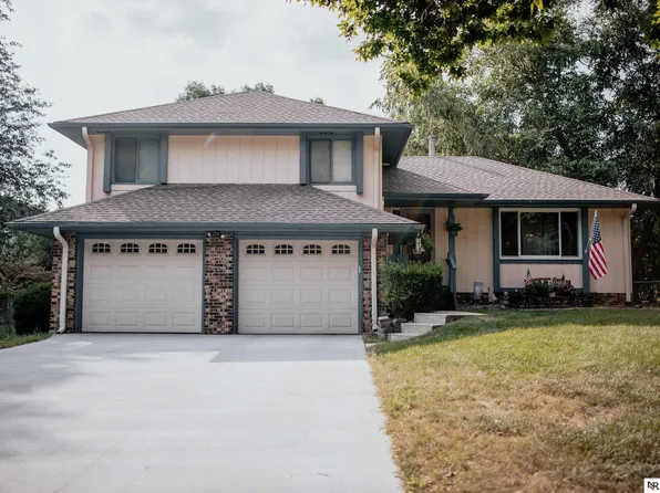 2214 S 148th Ave, Omaha, NE 68144