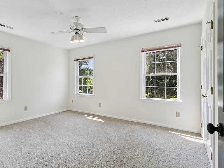 3517 Mott Ln — Photo 53