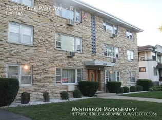 3438 Oak Park Ave APT 8, Berwyn, IL
