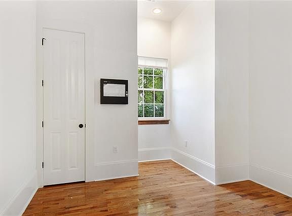 4th image of 1023 Louisiana Ave APT 1