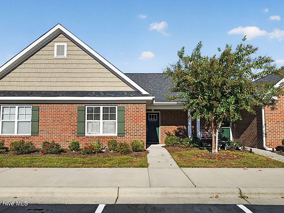 3rd image of 1069 Bridgeport Way