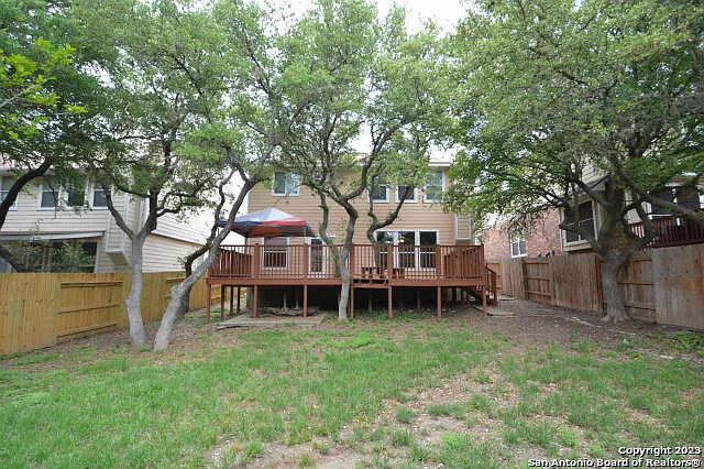 956 Persian Gdn — Photo 13
