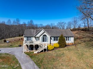 113 Nave Hollow Loop, Elizabethton, TN 37643