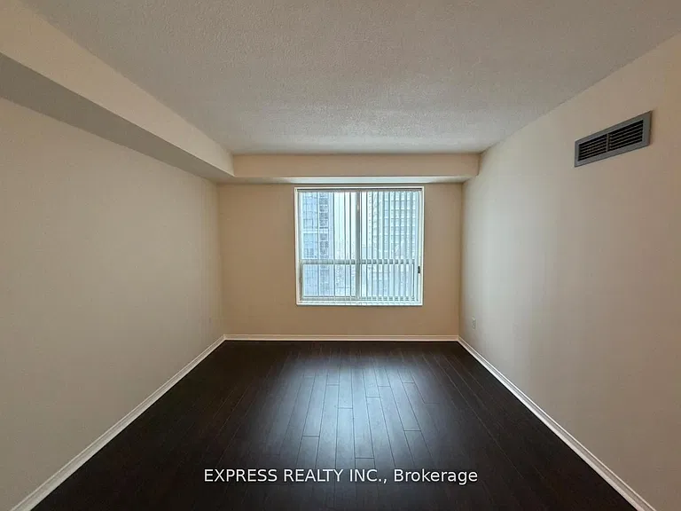 29 Pemberton Ave #809 — Photo 7