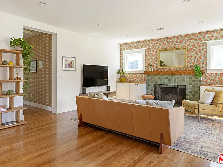 137 E Avenue 43 — Photo 14