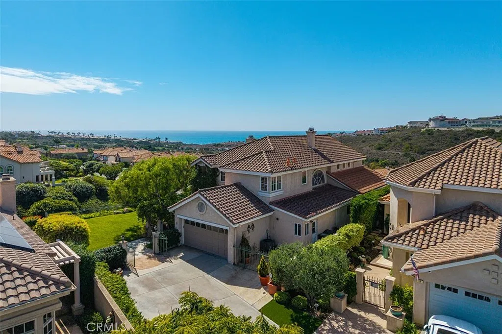 5 bed, 3507 sqft, $12,000 — Photo 1