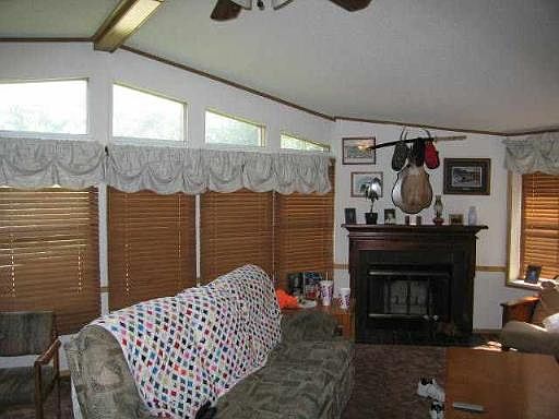 2nd image of 3530 HICKORY FOREST